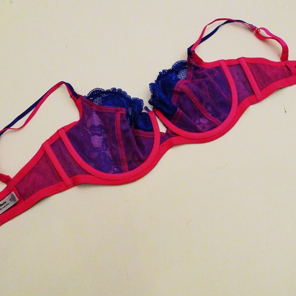 Bra - Picture 3 of 3